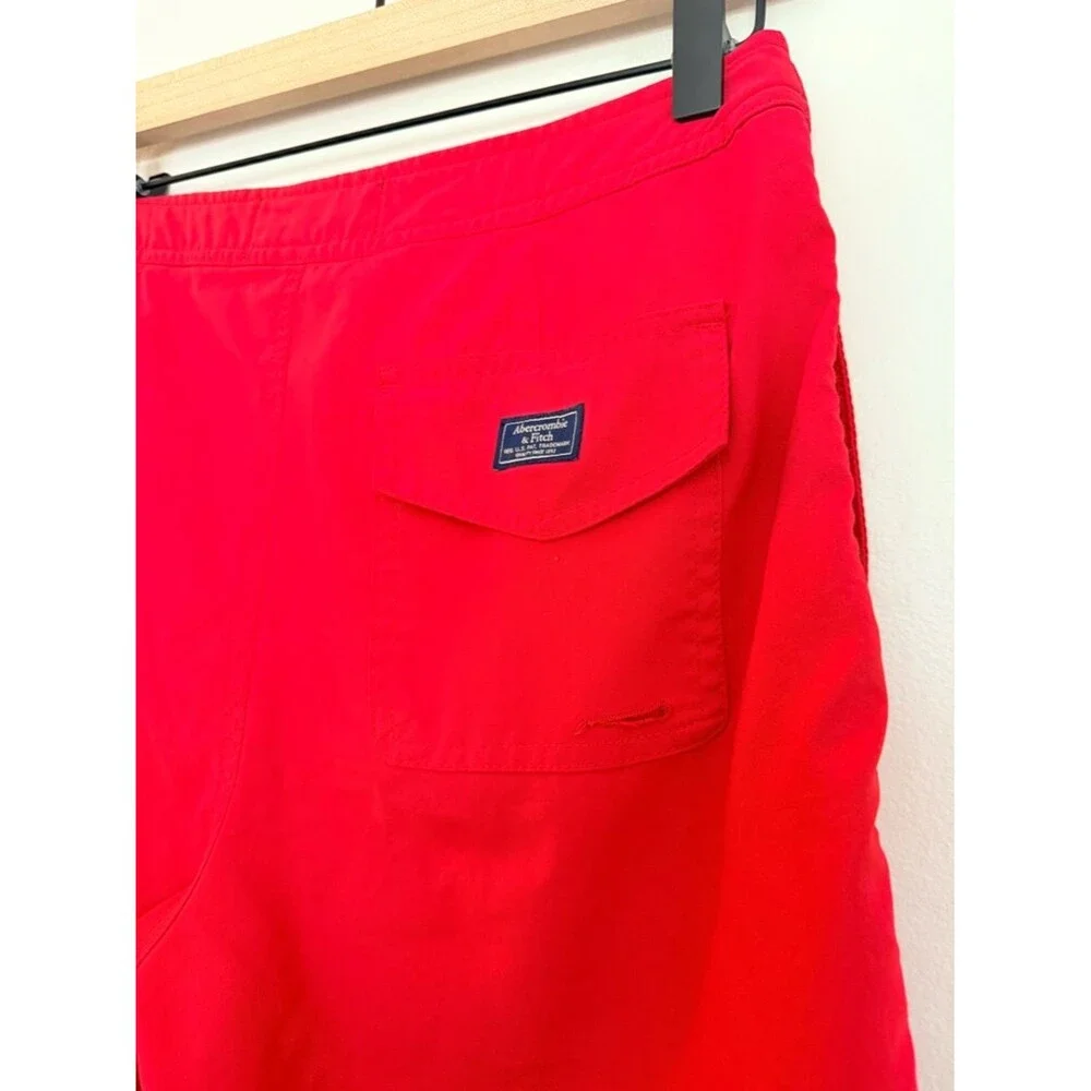 Men's Abercrombie & Fitch Red Swim Trunks with Drawstring - Size 28